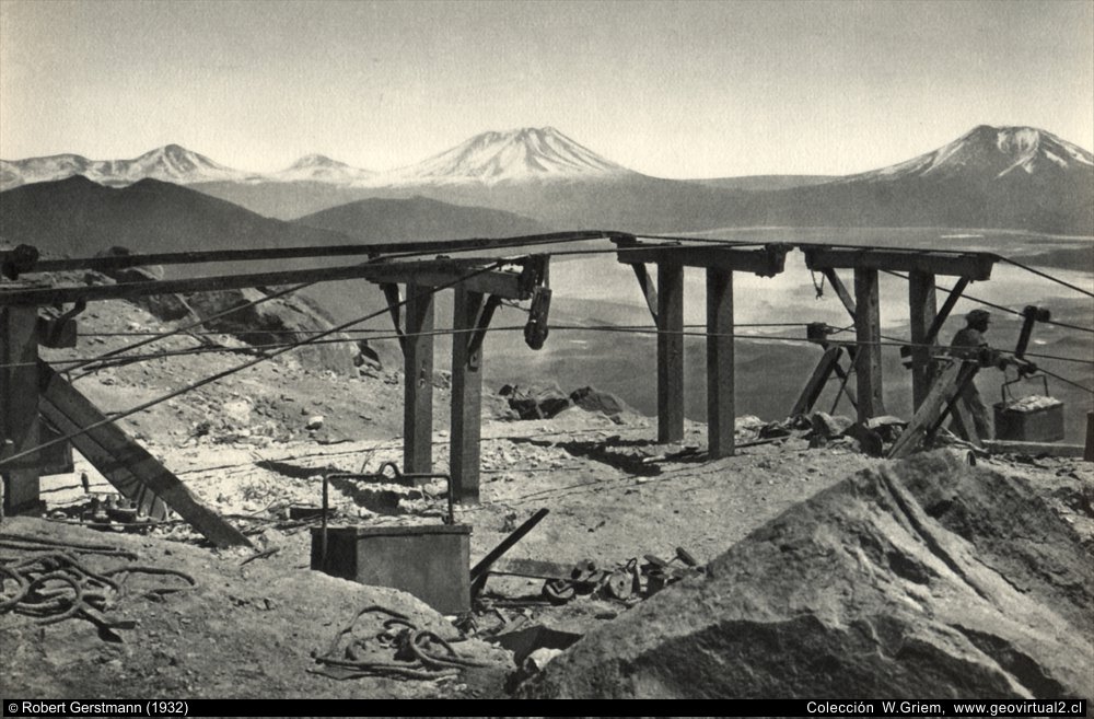 Andarivel de la mina delvolcán Ollagüe en el Norte de Chile