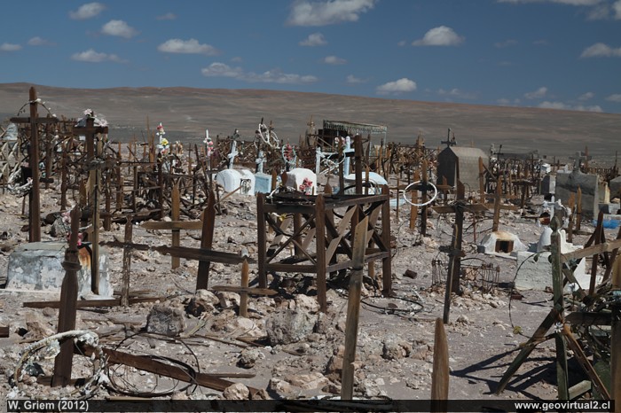 Cementerio en medio desierto de Atacama, Estación Refresco