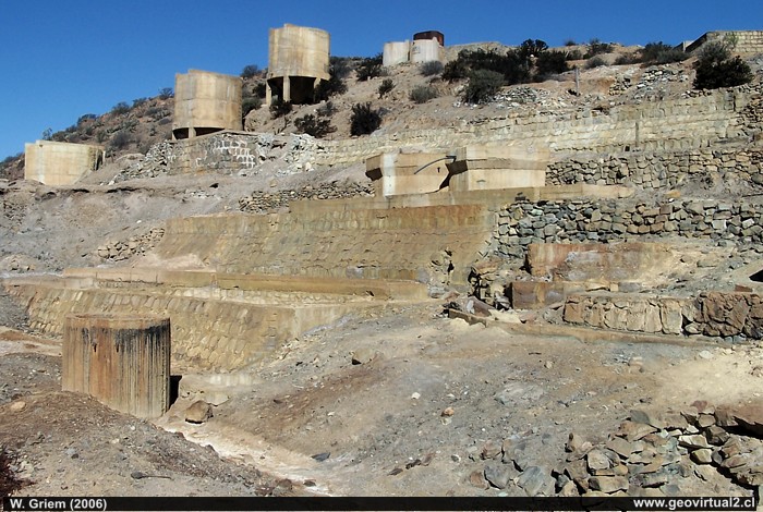 Die Ruinen der ehemaligen Kobalt-Minen bei Freirina, Atacama Region, Chile