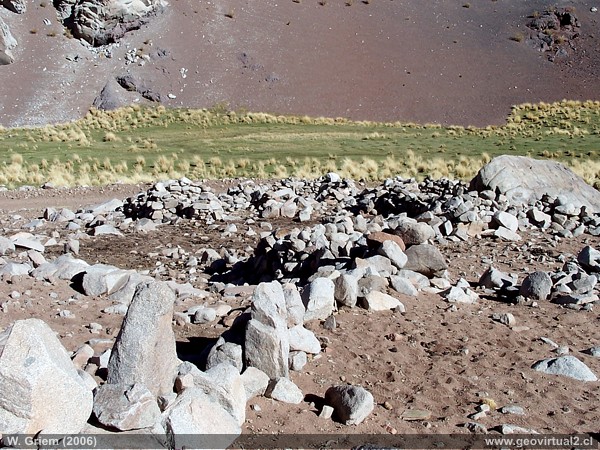 Ruinen in den Anden von Atacama: Hier bei der Arranguiz Strasse, ein ehemaliger Handelsweg nach Argentinien