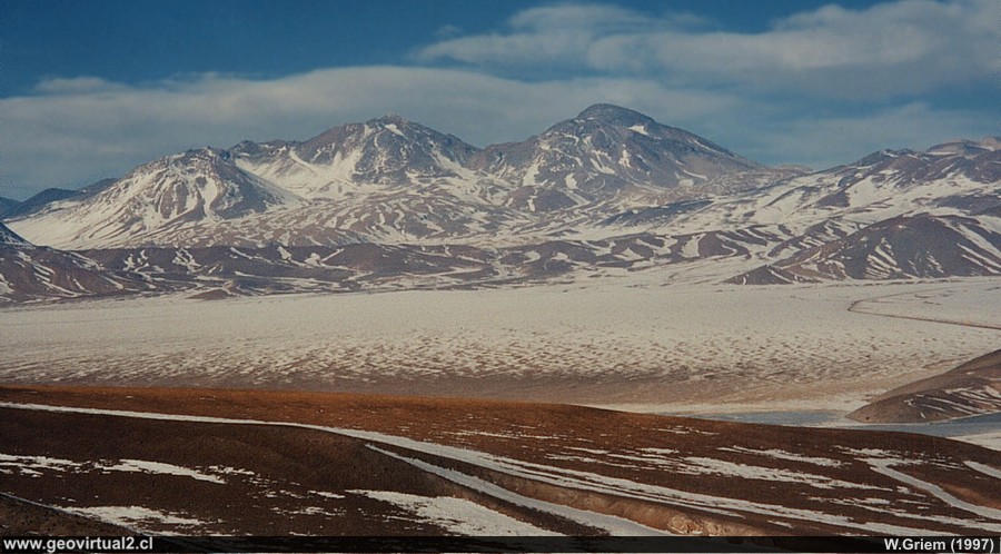 Los Tres Cruces en invierno - Region de Atacama, Chile