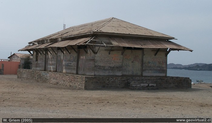 Ehemalige Gebäude der Eisenbahn in Carrizal Bajo, Atacama Region, Chile