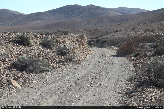 Linea ferrea entrando a Chañarcillo, Region de Atacama