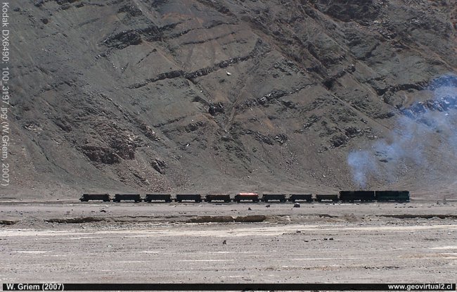 Tren entre Llanta y Potrerillos, Atacama Chile