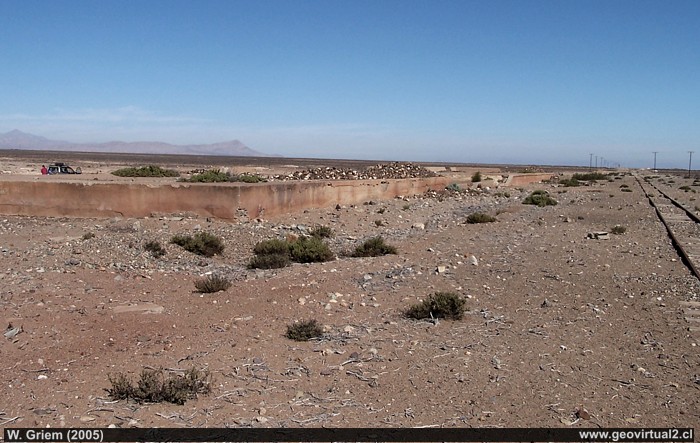 Estación ferrocarril Punta de Diaz en pleno desierto de Atacama - Norte de Chile