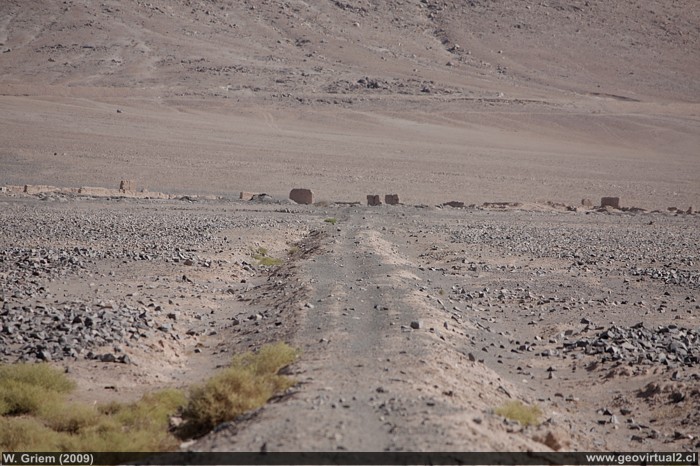 Ex linea ferrea a la planta de la mina Dulcinea, Region de Atacama, Chile