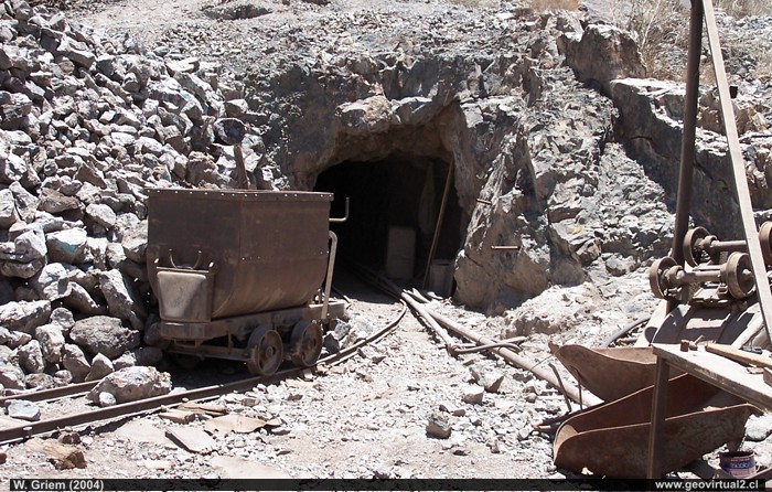 La mina Manda o Amanda en el distrito minero Zapallar, Region Atacama - Chile