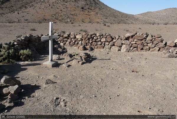 Region de Atacama: Cementerio cerca de la mina Coquimbana