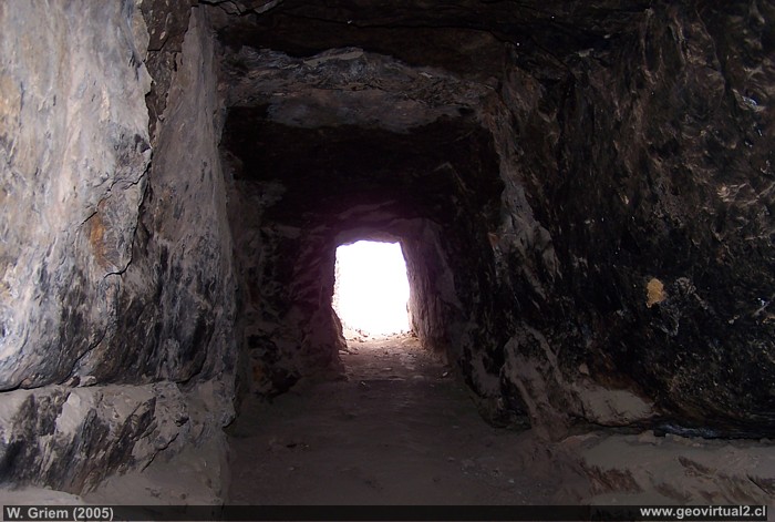 Interior de la mina Descubridora de Chañarcillo, Atacama