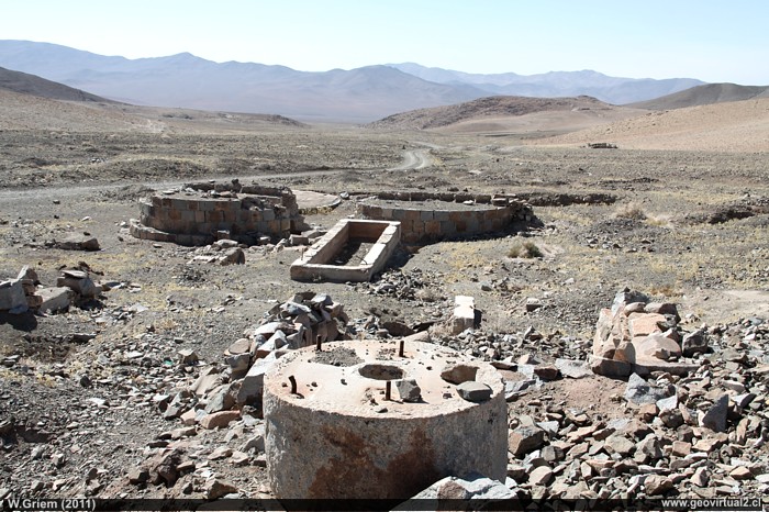 Planta abandonada cerca Inca de Oro, Region de Atacama