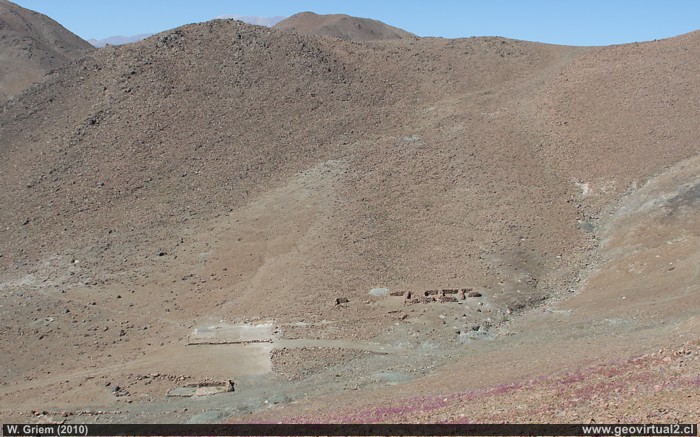 Ruinas de San Pedro de Cachiyuyo en el desierto de Atacama - Chile