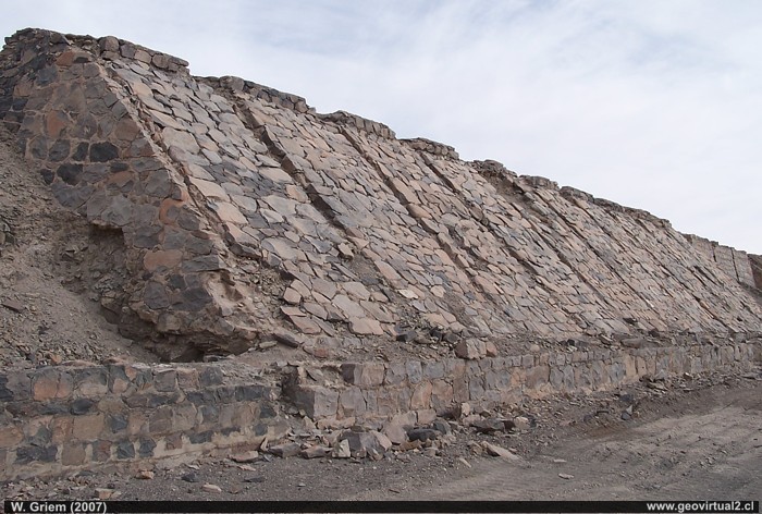Ruinas de la fundición de la mina Dulcinea en la Región de Atacama, Chile