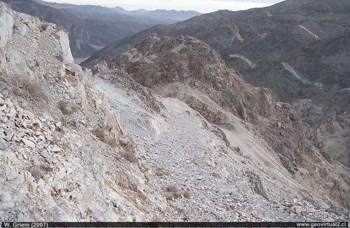 Sendero a la mina Flor de Puquios, Región de Atacama - Chile