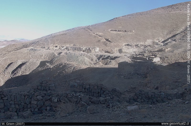 Die Ruinen der Cobriza Mine in Tres Puntas - Atacama - Chile
