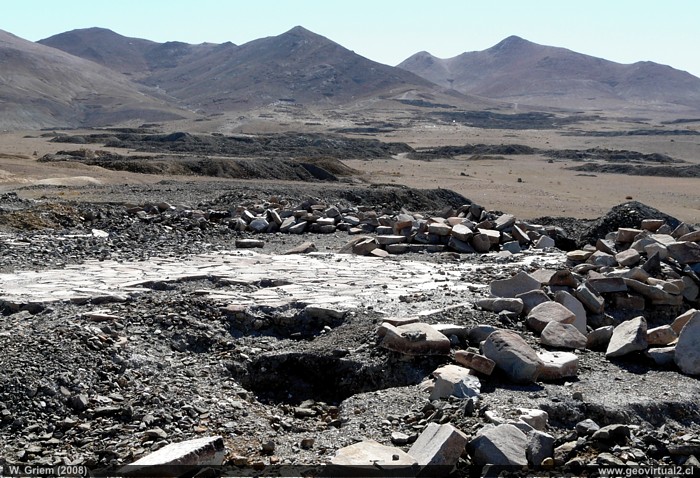 Dump material in Tres Puntas, Región Atacama - Chile