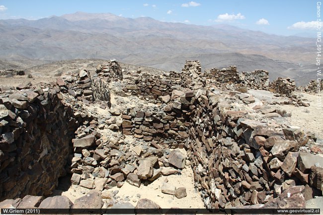 Ruinas de la mina Argentina en Agua Amarga, Atacama, Chile