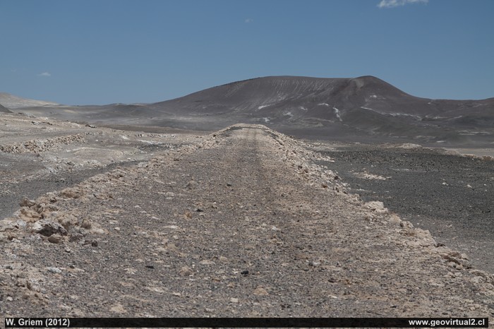 Ferrocarril salitrero en el desierto de Atacama