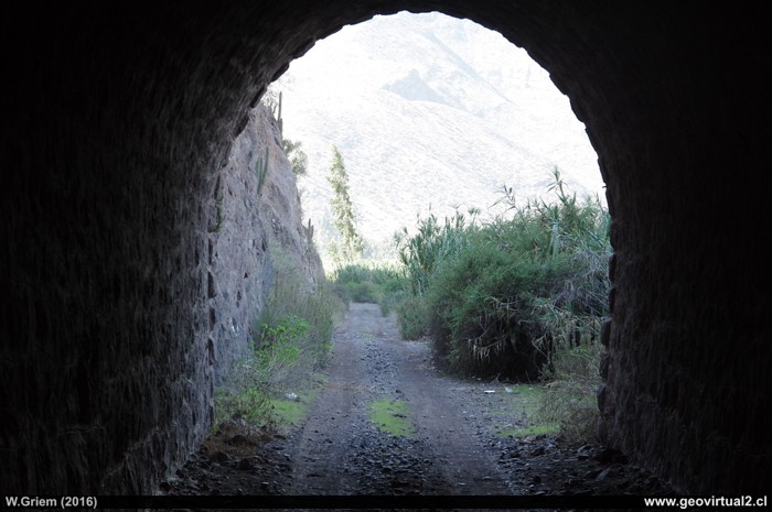 Túnel Maiten, valle de Elqui, ferrocarril a Vicuña - Región Coquimbo, Chile