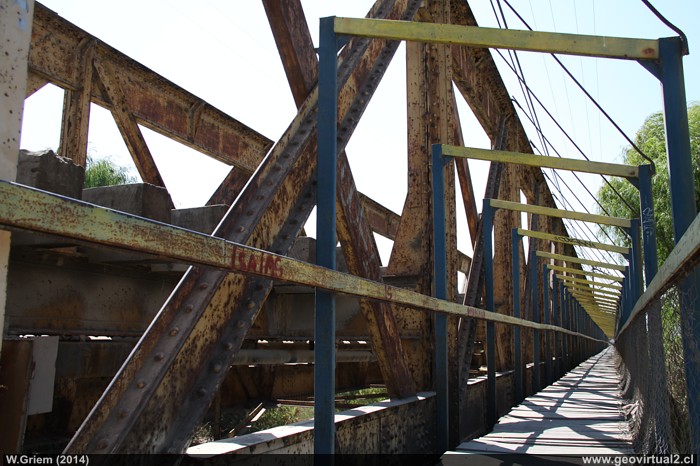 Puente ferrocarril río Aconcagua en La Calera, Chile
