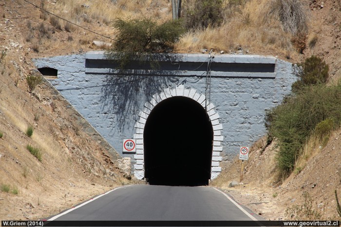 Túnel La Grupa, linea longitudinal del Norte de Chile