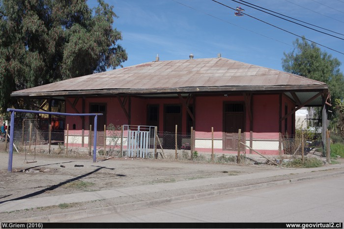 Vicuña: Estación ferocarril en el valle de Elqui, Región de Coquimbo - Chile