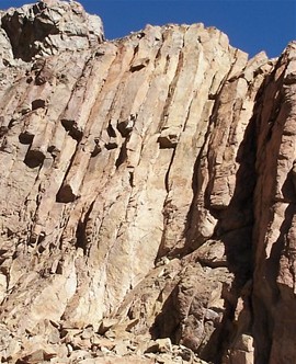 Columnatas en rocas volcanicas