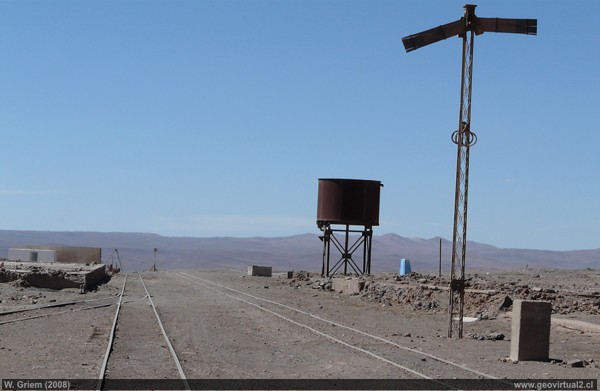 Estación Altamira en el desierto de Atacama - Chile
