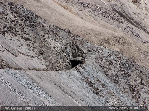 Túnel de la linea FFCC entre Diego de Almagro y Potrerillos - región Atacama, Chile