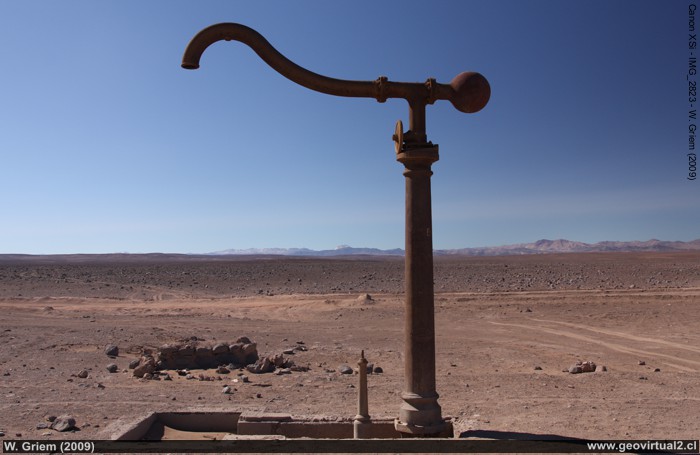 Toma de Agua en la estación de Pedro Montt, linea longitudinal en Atacama - Chile