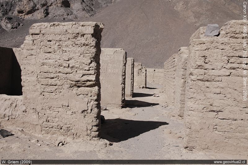 Ruinen der Bergbau Siedlung von Puquios in der Atacama Wüste - Chile