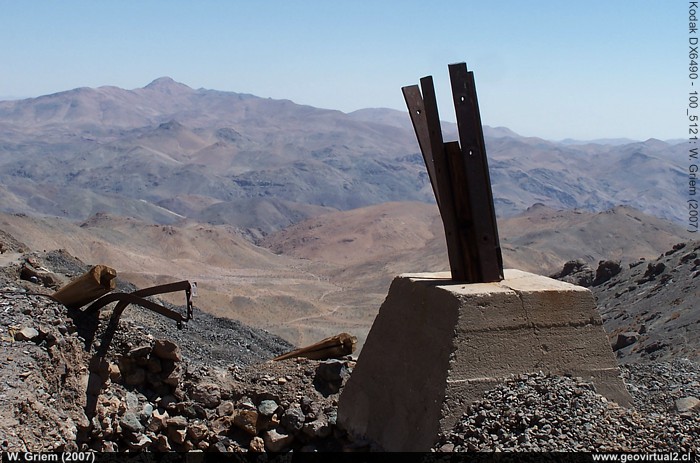 Restos de la mina Coquimbana en cerro Blanco, Atacama - Chile